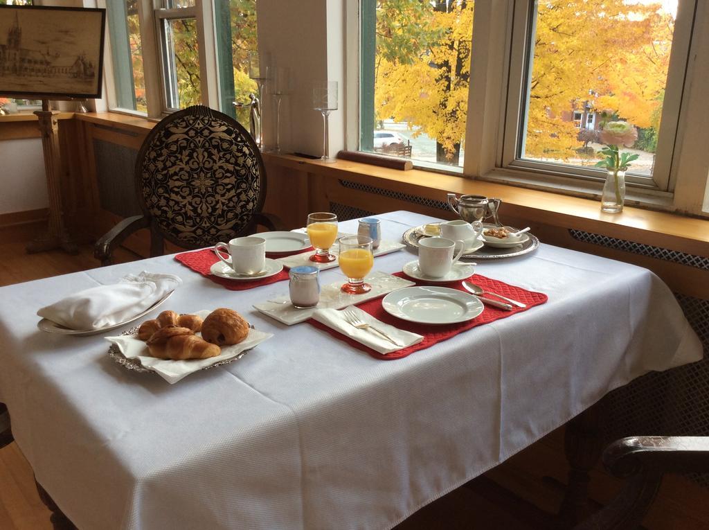 Ile De Garde B&B Sherbrooke Eksteriør bilde